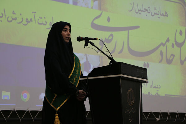 رونمایی از کارت خدمت جهادی معلمان در قم