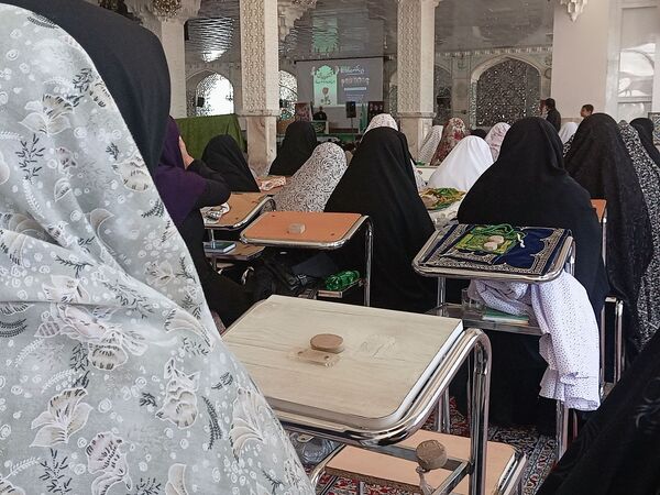 نمازجمعه در کاشمر
