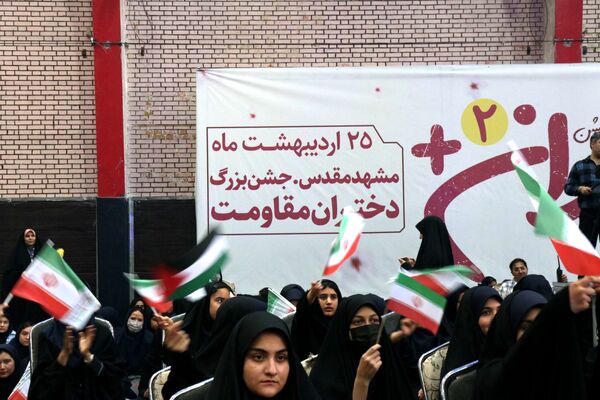 جشن بزرگ دختران مقاومت