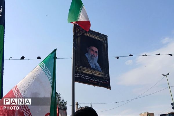 تجدید بیعت فرهنگیان و دانش آموزان بصیر و غیور  پاکدشت  با رهبر معظم انقلاب