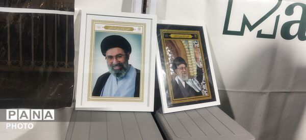 برپایی نمایشگاه امام مهدی (عج) در اجتماعات شبانه 