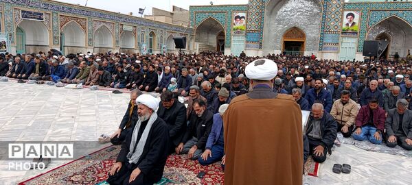 نماز جمعه در شهرستان کاشمر 