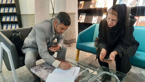 رونمایی از کتاب ریاضیات پیشرفته در کتابخانه مرکزی بجنورد 