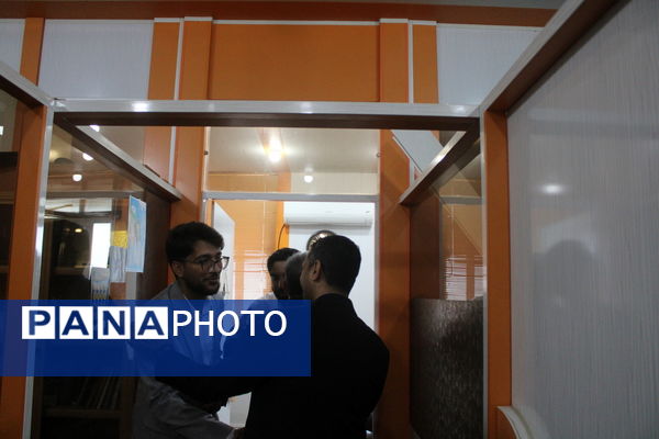 بازدید سرزده نوروزی مدیرکل آموزش و پرورش استان بوشهر از دوایر مختلف اداره‌کل