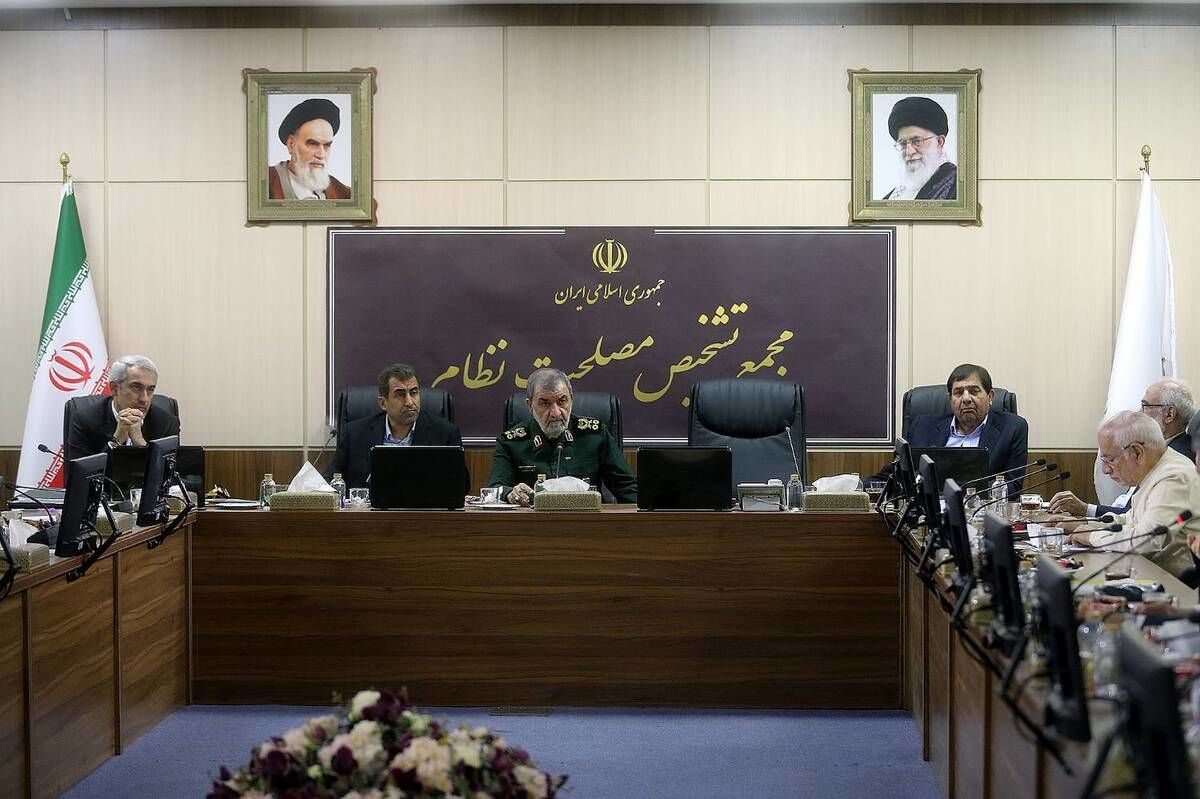 بررسی واگذاری سهام شرکت ملی نفت در راستای مولدسازی دارایی‌های دولت 