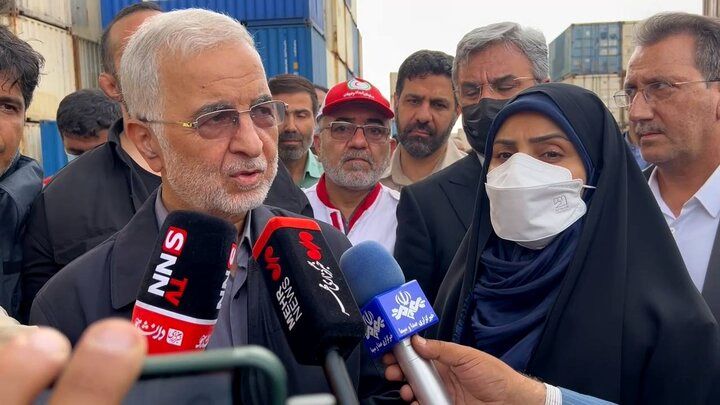 مومنی : ۸۰ درصد حریق انفجار بندر شهید رجایی مهار شده است