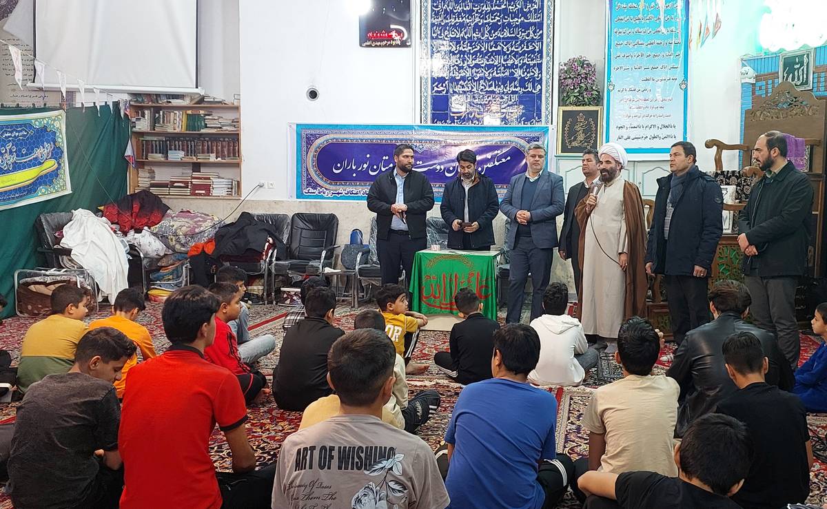 حضور مسئولان آموزش و پرورش در جمع دانش آموزان معتکف جلگه رخ