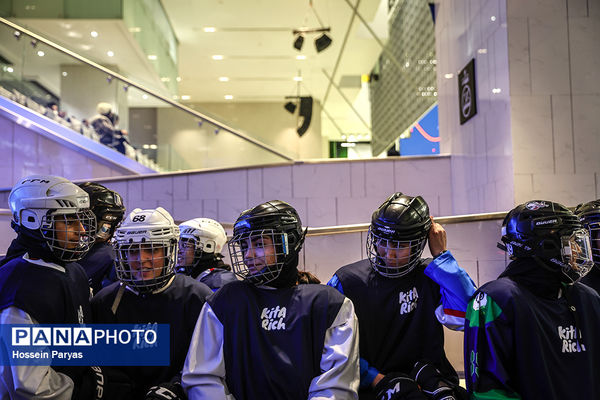 مسابقات اسکیت روی یخ