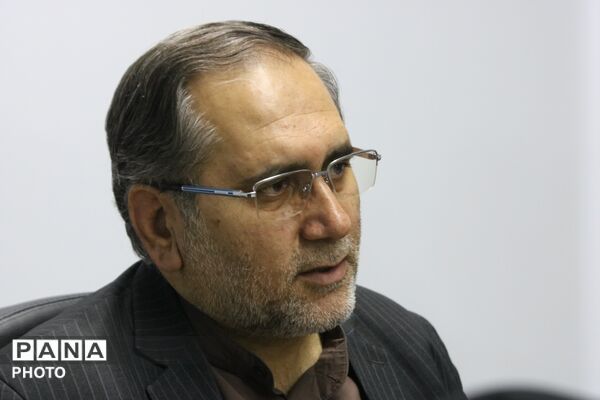 نشست توجیهی «جشن عاطفه‌ها» در یزد با همکاری کمیته امداد و سازمان دانش‌آموزی