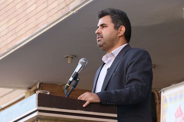 آیین نواختن زنگ سال تحصیلی جدید در قرچک