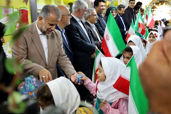 جشن شکوفه‌ها در آذربایجان غربی