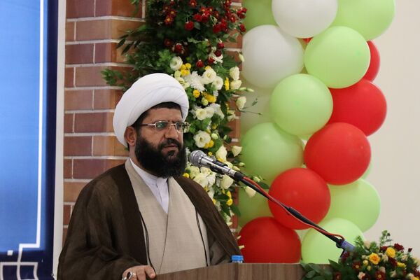 آیین افتتاح مدرسه  زنده‌یاد حاج لطف‌الله محسنی فشمی در پاکدشت 