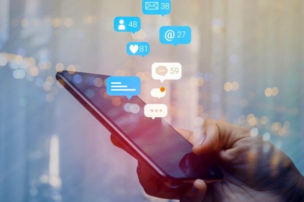 موج فراگیری ممنوعیت استفاده از شبکه‌های اجتماعی برای دانش‌آموزان در جهان