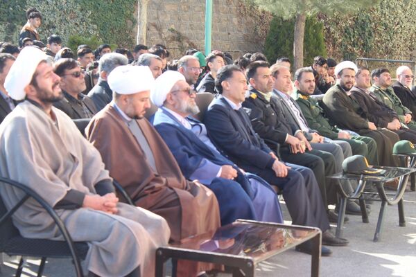طنین زنگ انقلاب در هنرستان فارابی؛ آغاز شور و جشن دهه فجر در شهرستان سملقان