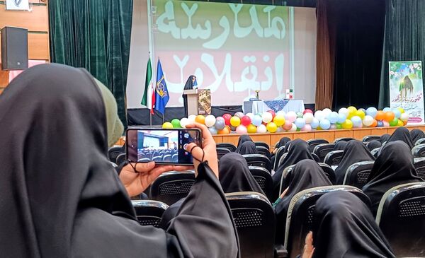 مدرسه انقلاب، پلی برای رسیدن به آگاهی 
