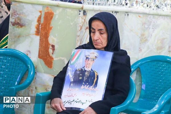 غبارروبی و عطرافشانی آستان مقدس امامزاده عمادالدین علیه السلام 