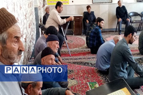 نماز جمعه در شهر تیتکانلو 