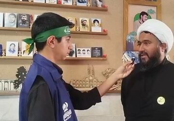 مراسم نمادین تشییع شهید گمنام در مدرسه پسرانه صدرا دوره اول مهریز