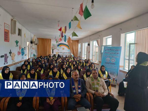 برگزاری اردوی تشکیلاتی یاور مربیان پیشتاز در یزد