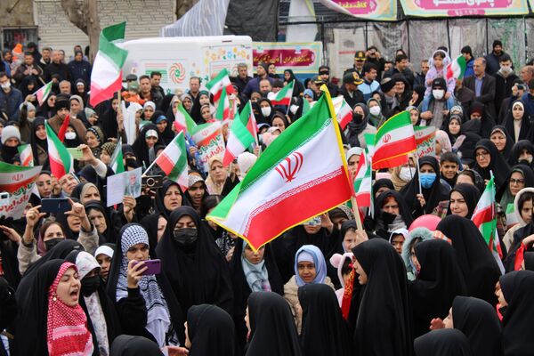 حماسه حضور مردم قروه در راهپیمایی ۲۲ بهمن؛ تجلی وحدت و وفاداری به انقلاب