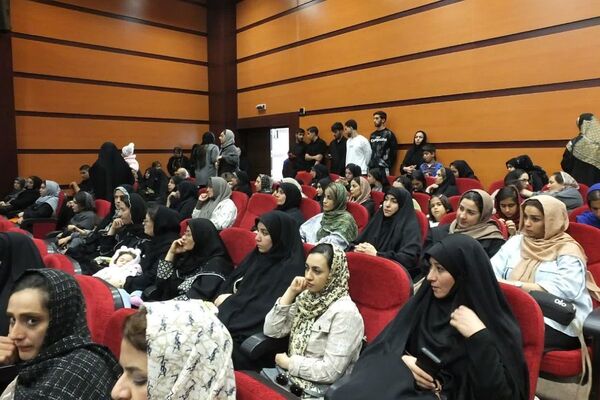 همایش جوانی جمعیت و فرزندآوری در بهارستان دو