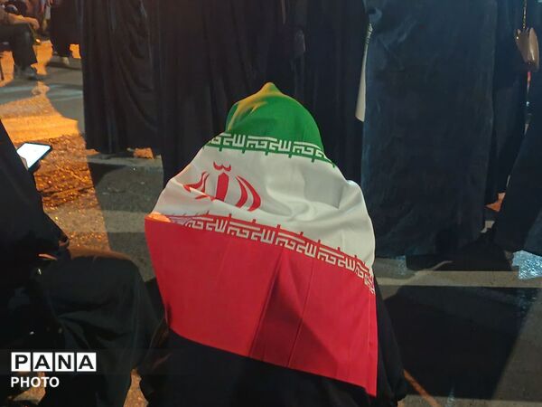 دومین اربعین حضور مردم غیور نیشابور همزمان با دومین سالگرد شهادت شهدای خدمت