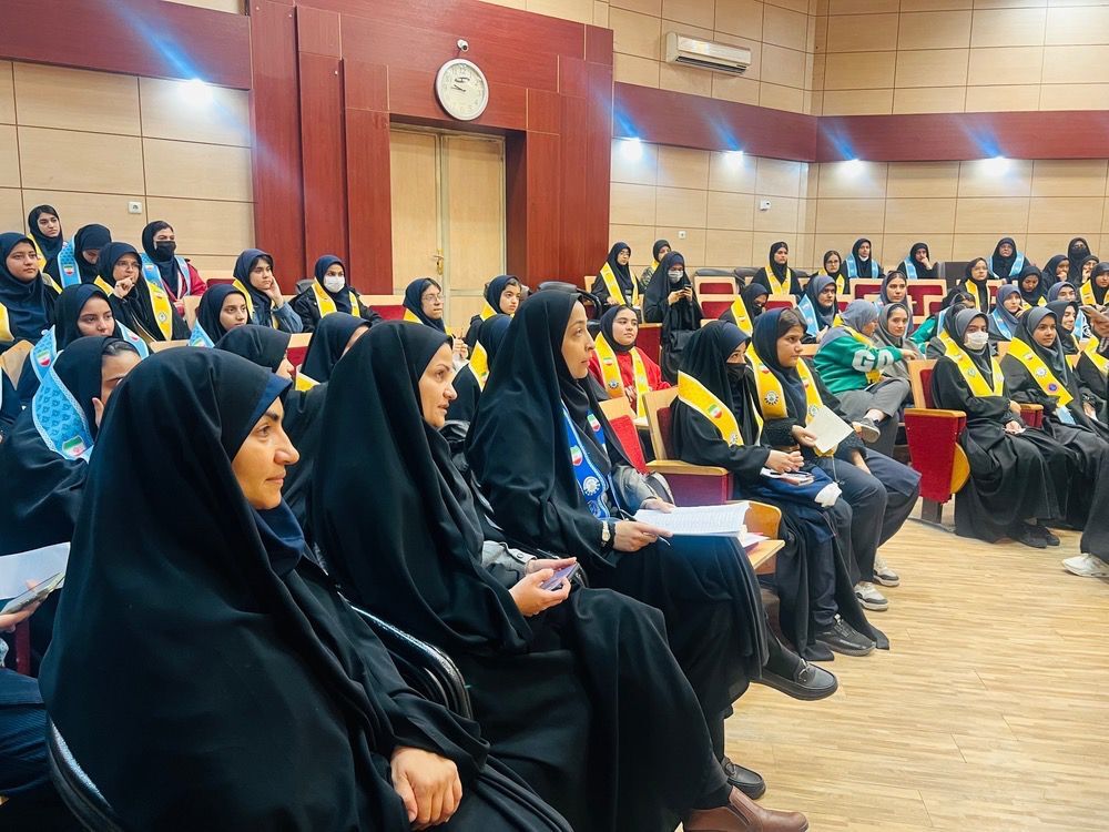 انتخابات شورای دانش آموزی در ناحیه 2مشهد