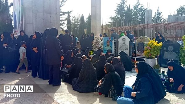 یادواره شهدای رمضان در گلزار شهدا یاسوج