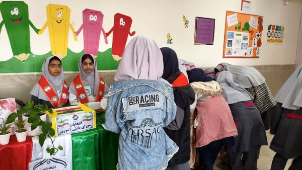 برگزاری بیست و هشتمین دوره انتخابات شورای دانش آموزی