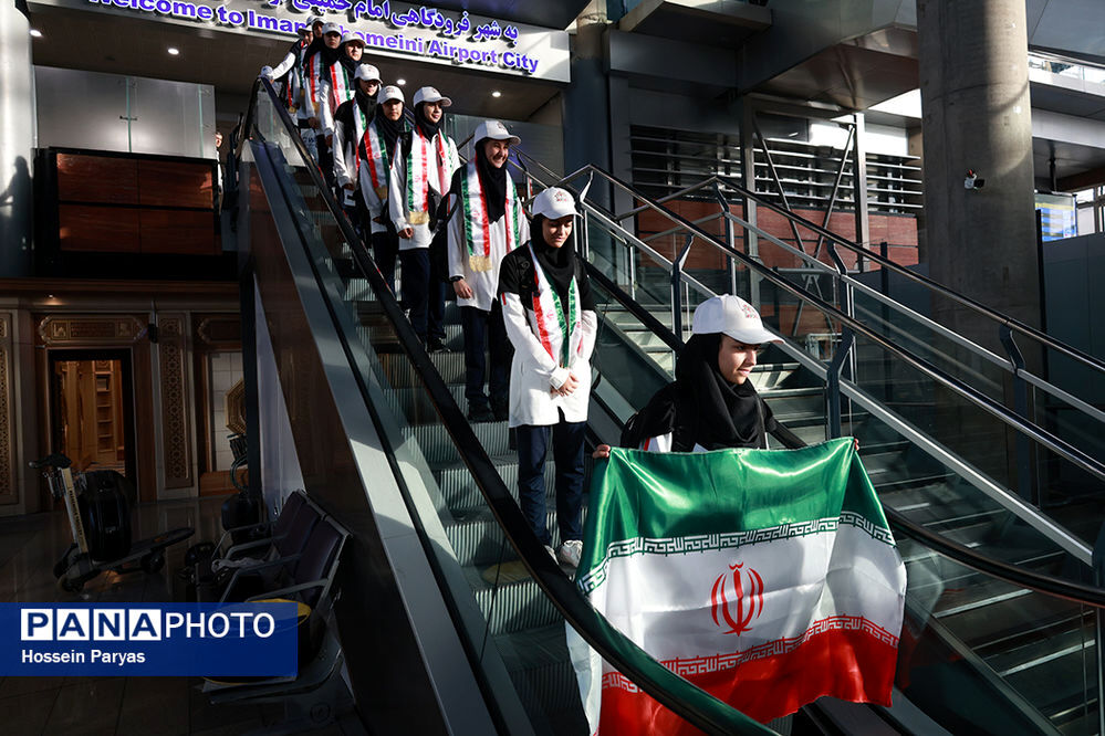 دومین کاروان ورزش دانش آموزی ایران به میهن بازگشت