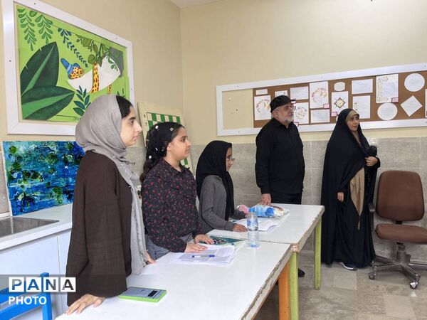 بازدید مسئولان ارشد کانون پرورش فکری از مرکز شماره ۴ بندرعباس