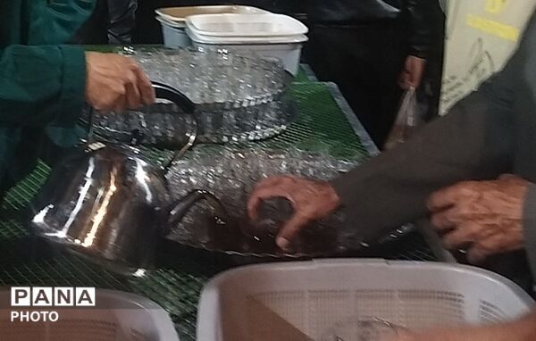 برای هفتاد و دومین بار چایخانه فاطمه الزهرا میزبان وطن دوستان نیشابوری 