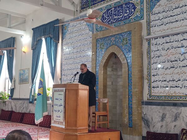 اولین نماز جمعه عبادی سیاسی  دی  ماه در شهر بار  