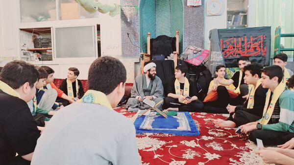 اعتکاف دانش‌آموزی در گرگان