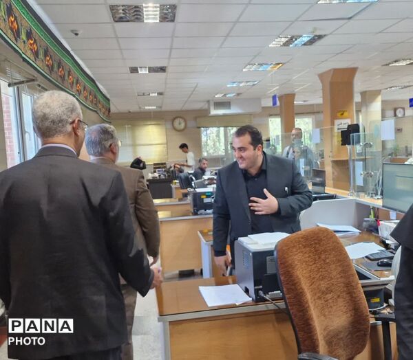 حضور فرماندار شهرستان بیرجند در اداره تامین اجتماعی منطقه یک 