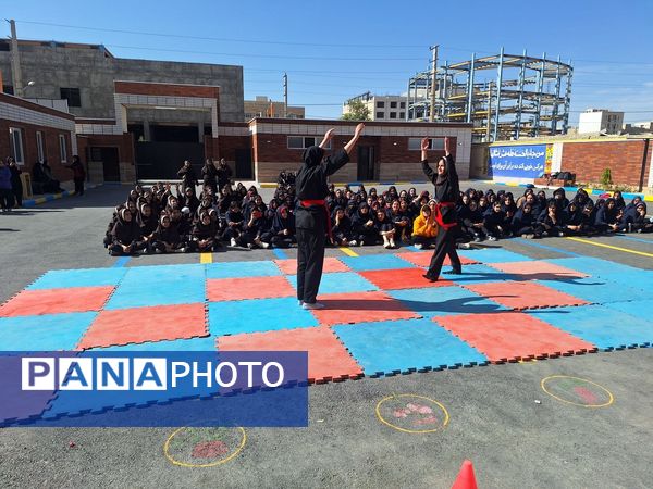 برگزاری المپیاد درون مدرسه‌ای دبیرستان دخترانه شهید سید‌حسن نصرالله ناحیه 2 کرج  