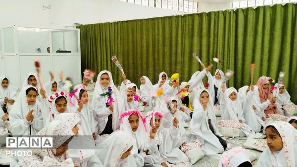 شکوه بندگی هزار روزه‌اولی در مصلی رودبار جنوب