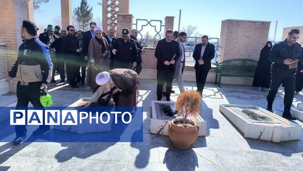 تجدید میثاق با شهدا در گناباد