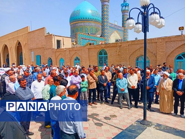 مشت هایی که آزادی فلسطین را صدا میزند