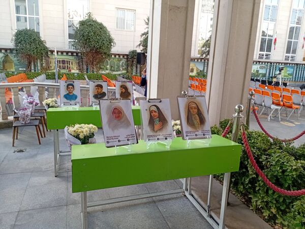 جشن عاطفه‌ها در مشهد برگزار شد
