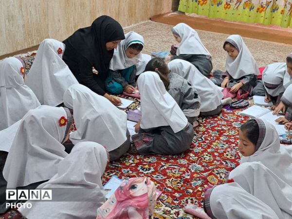 از مدرسه تا مسجد، پیوند نور و دانش آینده ای روشن برای ایران