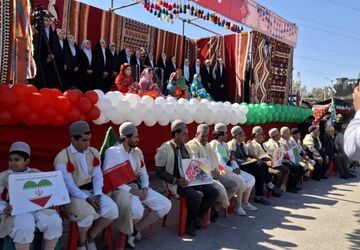 سنگ تمام مردم گچساران در راهپیمایی ۲۲ بهمن