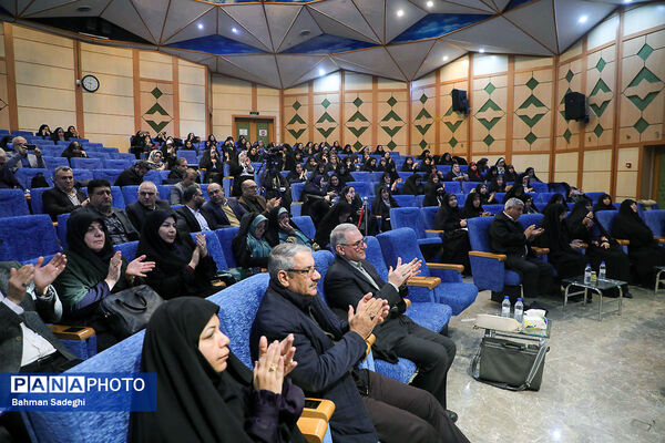رویداد تفکر روایی در مدیریت مدرسه