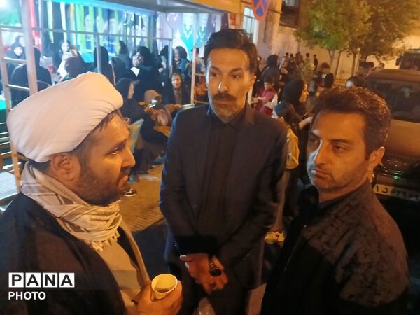 حماسه حضور دانش‌آموزان و فرهنگیان کردکوی در شب اربعین قائد امت