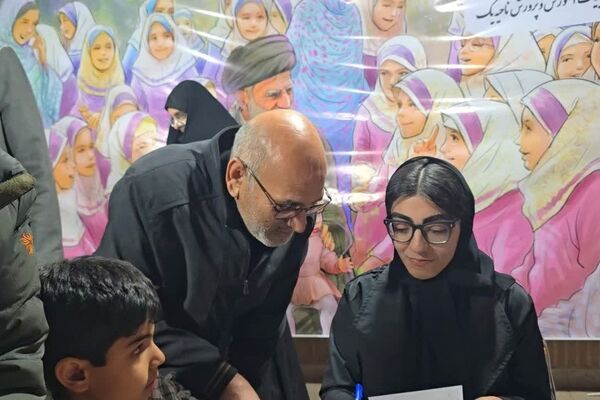 موکب آموزش و پرورش ناحیه یک یزد در تجمع عزاداری رهبر انقلاب