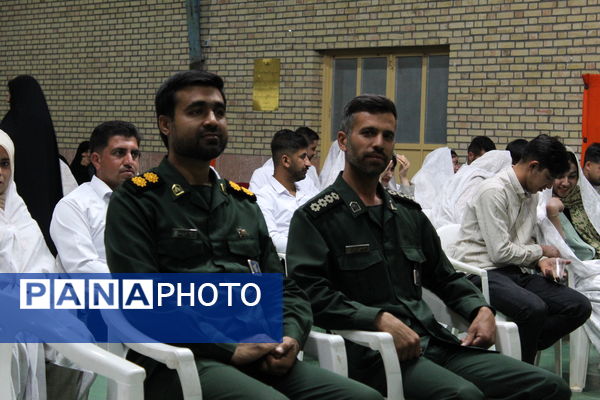 جشن چتری برای آرامش در شهر درق