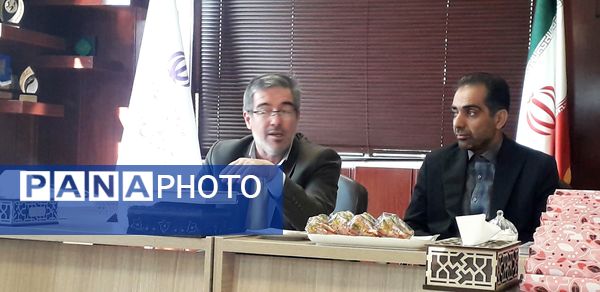 تقدیر از برگزیدگان طرح آموزش فن بیان، اجرا و سخنوری در شهرستان طرقبه شاندیز