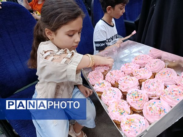 محفل دختران حاجی آباد برای تجدید بیعت با علی (ع)