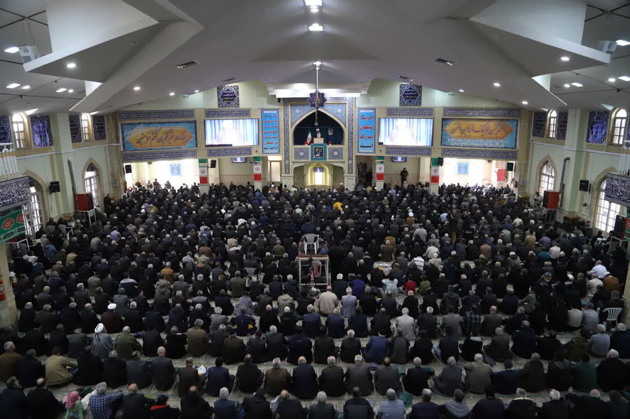 تحقق شعار سال نیازمند ثبات اقتصادی، حمایت از تولید و عبور از موانع سرمایه‌گذاری است 
