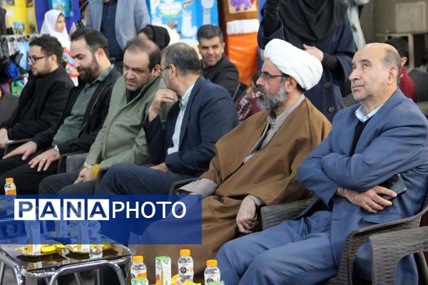 رونمایی از خلاقیت دانش‌آموزان؛ نمایشگاه جابر بن حیان در قیامدشت